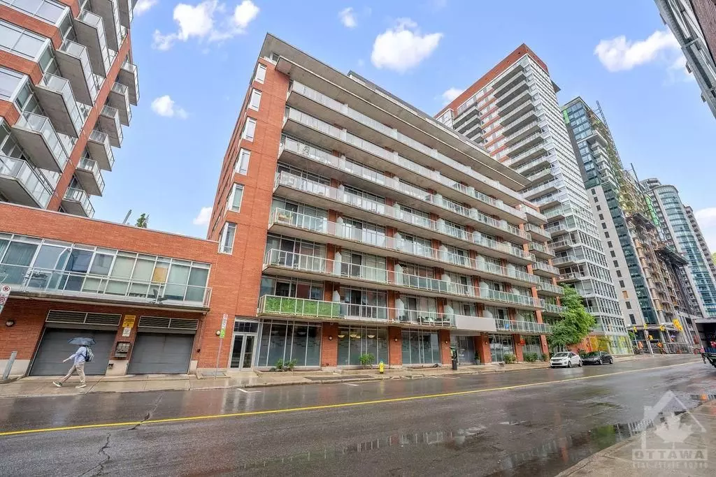 Lower Town - Sandy Hill, ON K1N 1J7,383 CUMBERLAND ST #301