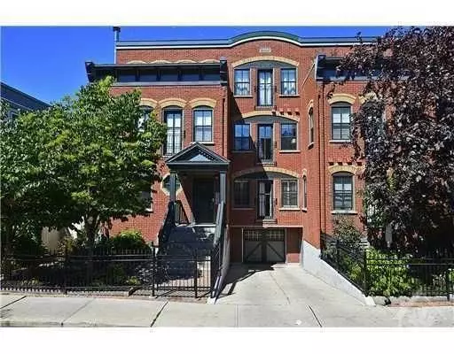 Lower Town - Sandy Hill, ON K1N 5J1,139 GUIGUES AVE #1