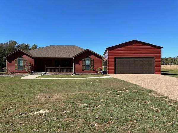 194 Vz County Road 4413,  Ben Wheeler,  TX 75754