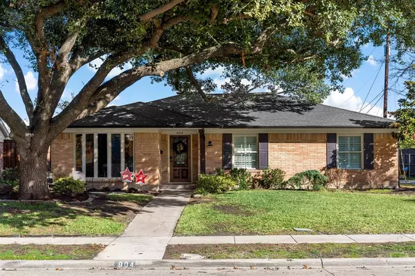 904 Vinecrest Lane, Richardson, TX 75080