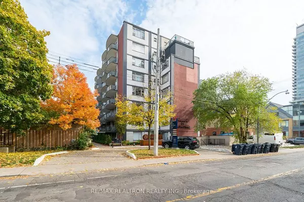 25 Bedford RD #405, Toronto C02, ON M5R 2K1