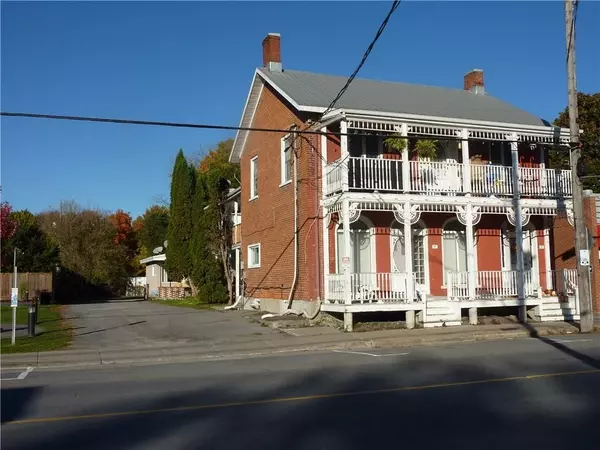 Champlain, ON K0B 1R0,41-49 MAIN ST E