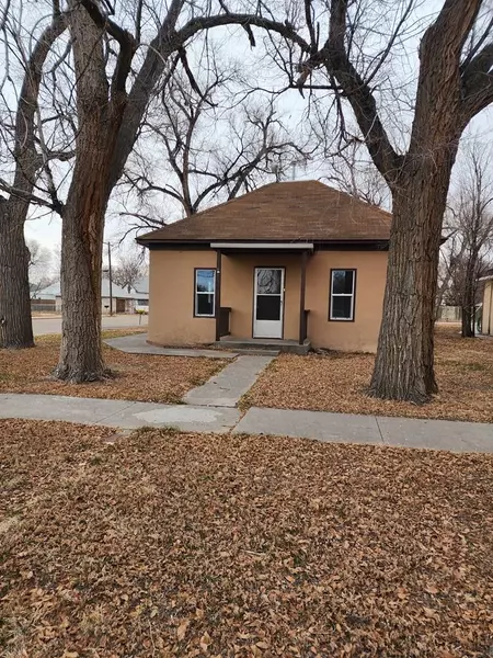 310 N 6th St, Lamar, CO 81052