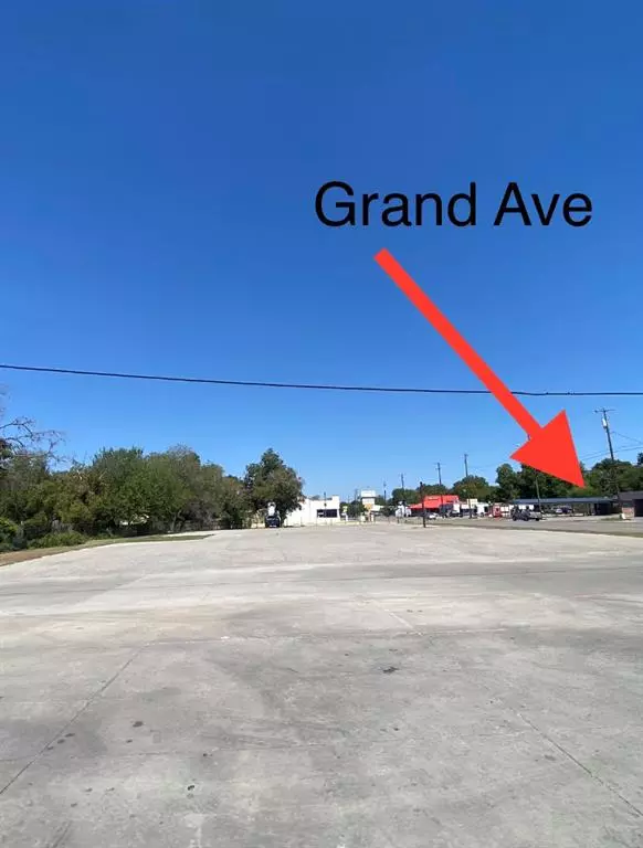 Gainesville, TX 76240,703 N Grand Avenue