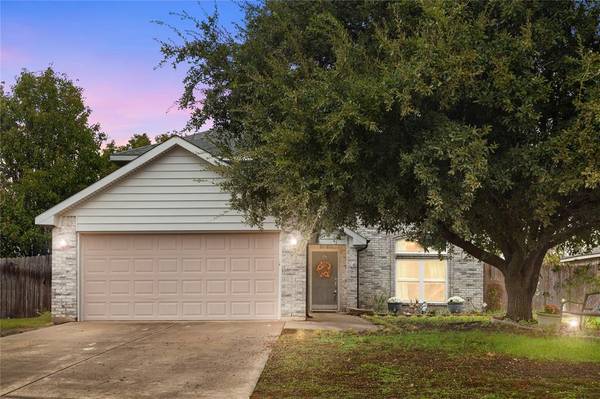 608 Lonestar Park Lane, Ponder, TX 76259