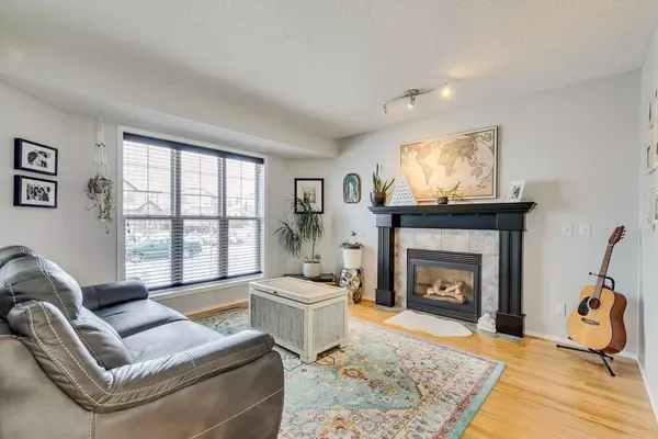 Calgary, AB T3K 4V8,30 Covewood PL NE