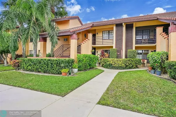 Boynton Beach, FL 33437,6452 Aspen Glen Cir  #102