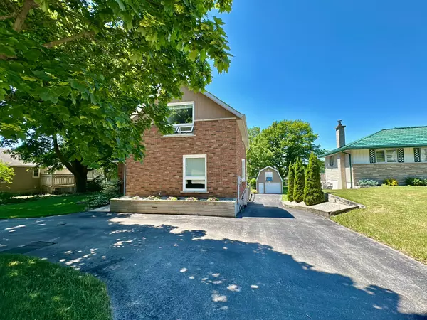 Kincardine, ON N2Z 1G5,1186 QUEEN ST