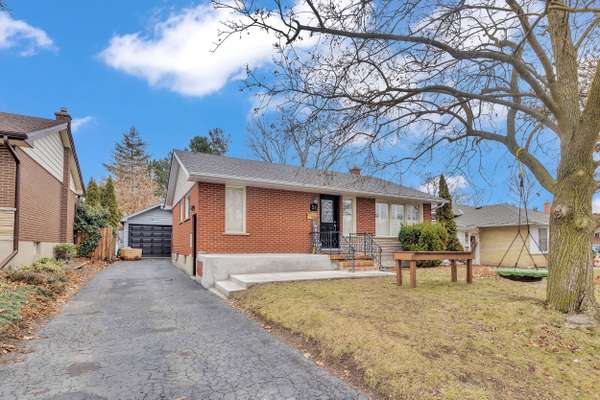 51 Rouse AVE, Cambridge, ON N1R 4M6