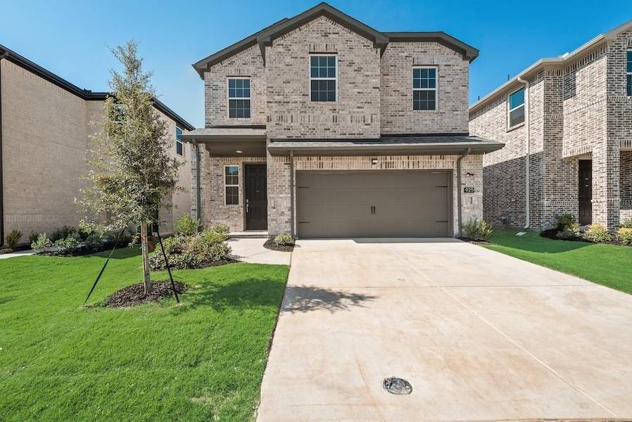 925 Amenduni Lane, Anna, TX 75409