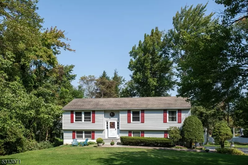 403 Rutherford Pl, Vernon Twp., NJ 07422