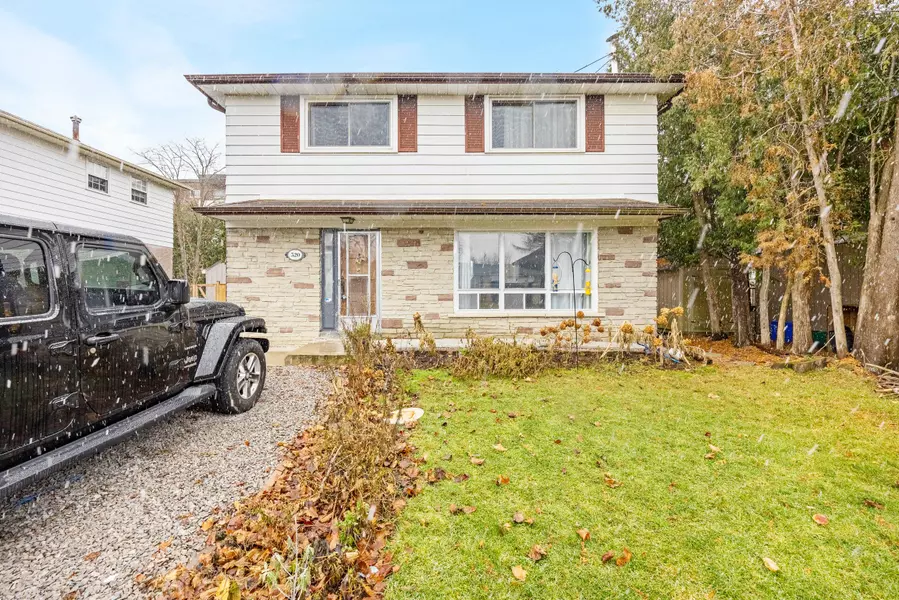 520 Elm RD, Whitchurch-stouffville, ON L4A 1W8