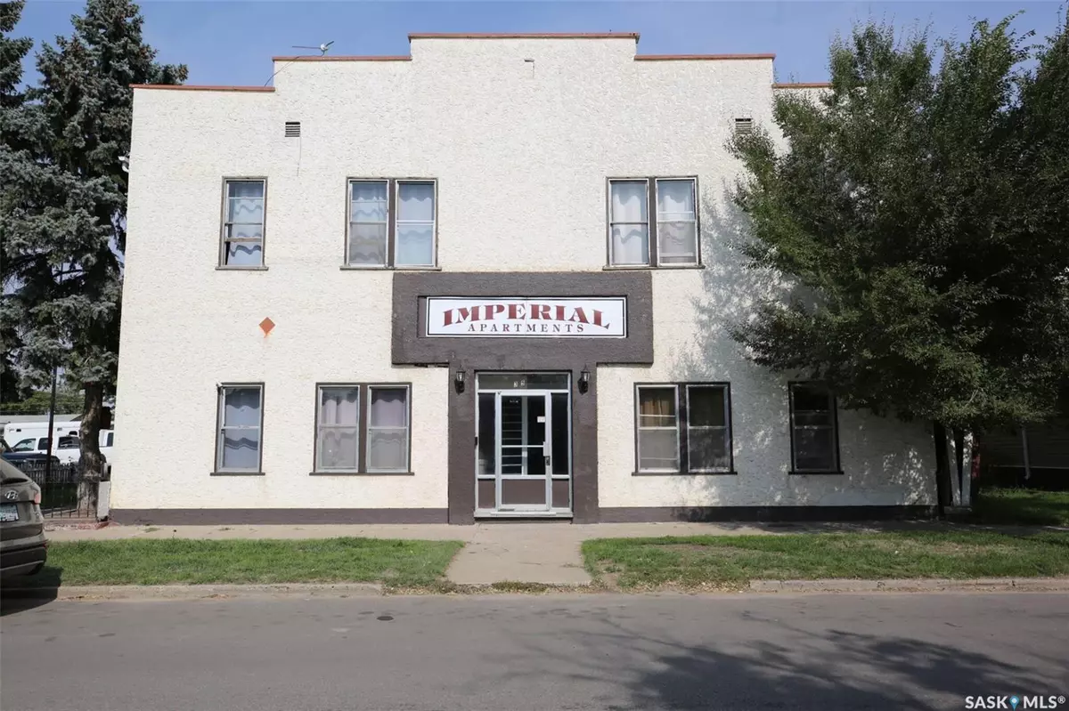 Moose Jaw, SK S6H 4Z2,352 Lillooet STREET W