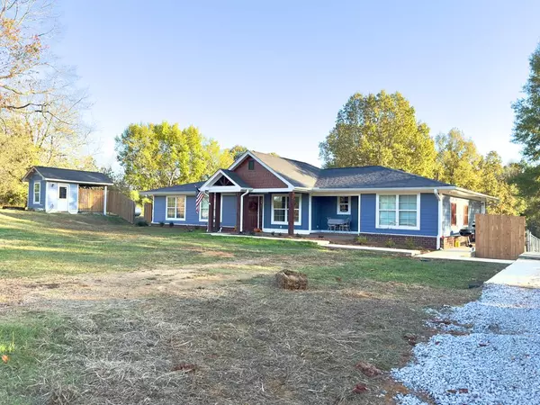 4145 Wise Bnd,  Thaxton,  MS 38871