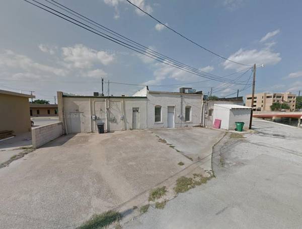 Gainesville, TX 76240,710 E California Street