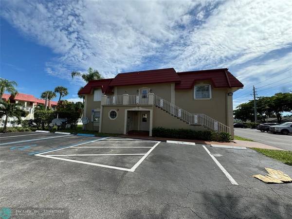 Deerfield Beach, FL 33441,501 SE 8th St  #112