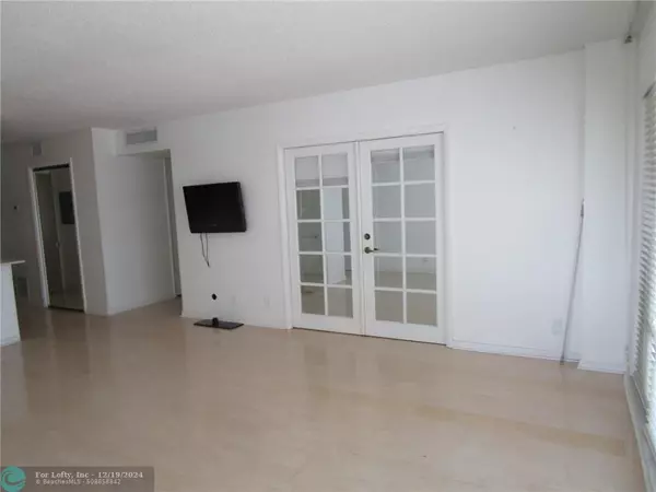 Fort Lauderdale, FL 33301,340 Sunset Dr  #801