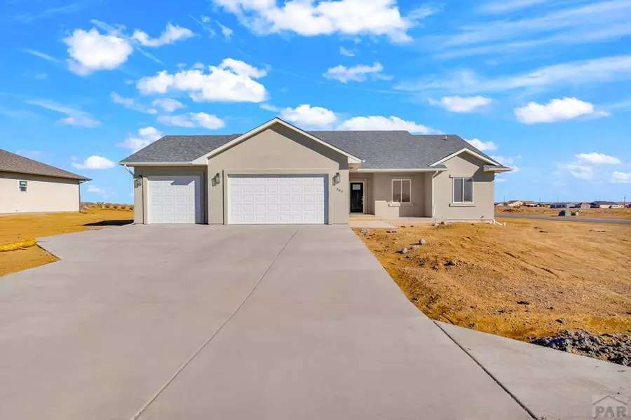 596 W Hazelcrest Dr, Pueblo West, CO 81007