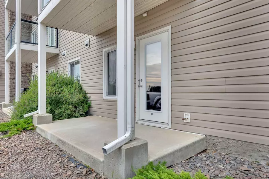 9810 96 ST #103, Grande Prairie, AB T8V 7T9