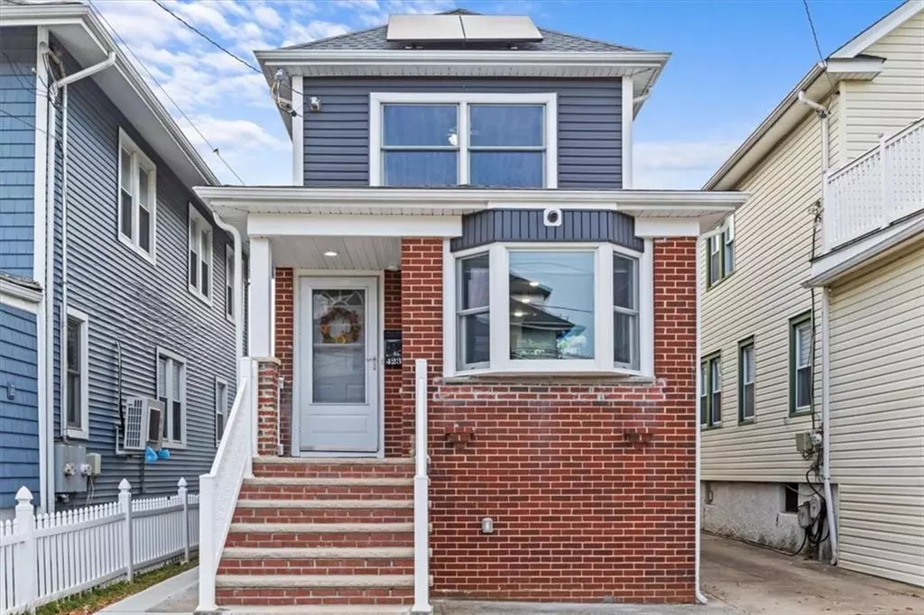 Far Rockaway, NY 11694,423 Beach 126th ST