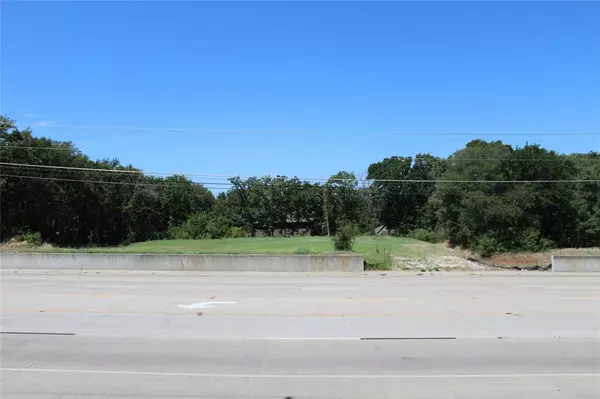 1229 N Industrial Boulevard, Bedford, TX 76021