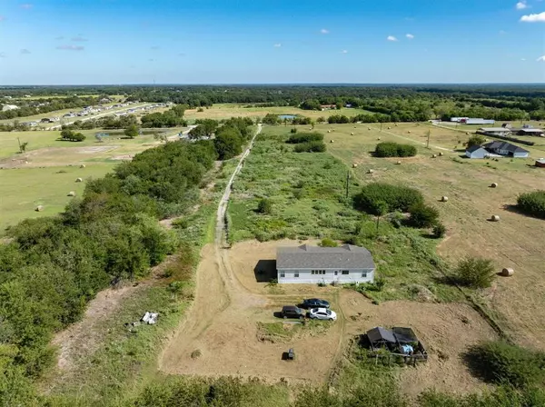 Scurry, TX 75158,5784 County Road 4062