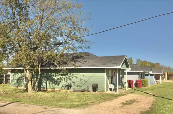 Honey Grove, TX 75446,501, 503, 505 15th Street