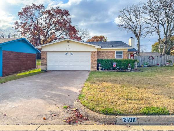 2408 Navarro Drive, Corsicana, TX 75110