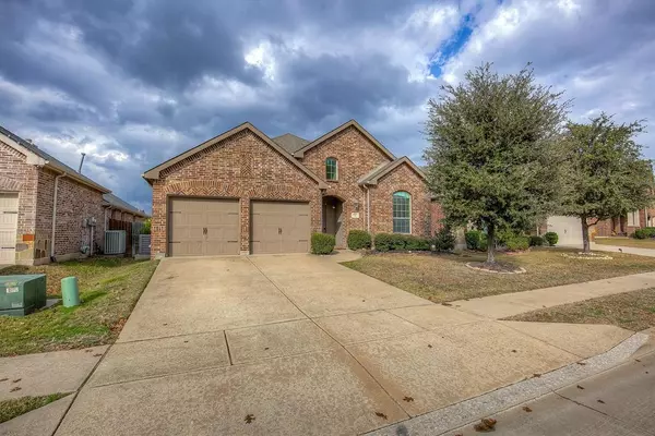 621 Cattlemans Way, Fort Worth, TX 76131