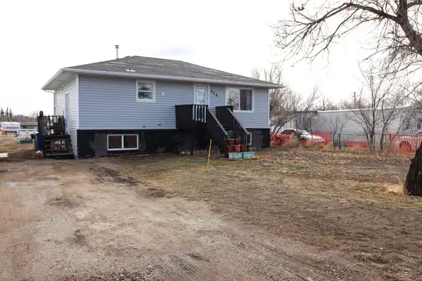 428 2 ST, Suffield, AB T0J 2N0