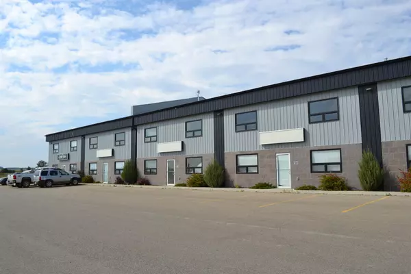 27211 12 HWY #102,  Rural Lacombe County,  AB T4L 0E3