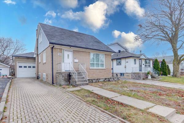 35 Cotton AVE ##main, Toronto E04, ON M1K 1Z5