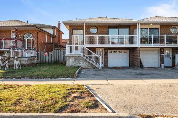 332 Royal Salisbury WAY, Brampton, ON L6V 3G5