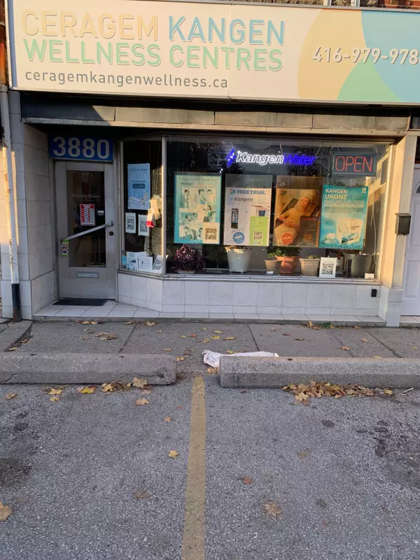 3880 Bloor ST N, Toronto W08, ON M9B 1L3