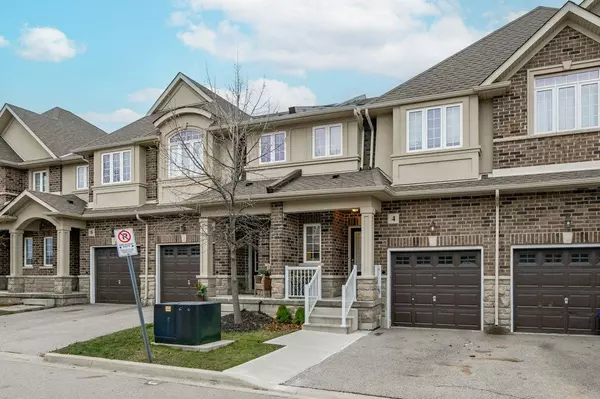 47 Madonna DR #4, Hamilton, ON L9B 0H2