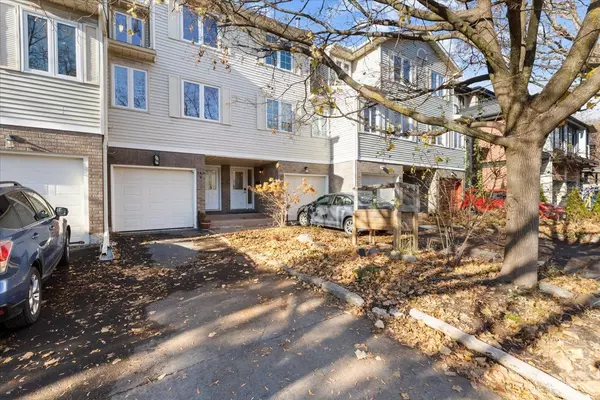 Vanier And Kingsview Park, ON K1L 7T7,249 Garneau ST #4