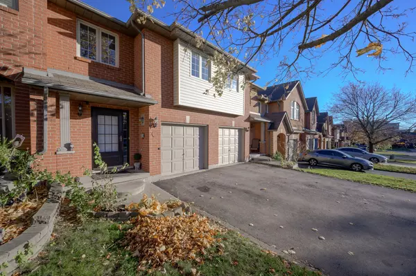 Hamilton, ON L9B 2S2,25 Westvillage DR