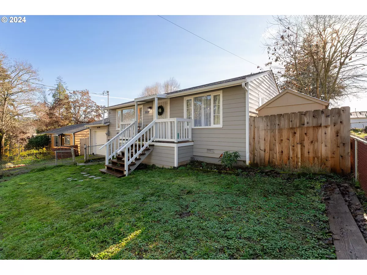 Myrtle Creek, OR 97457,712 NE LAURANCE ST