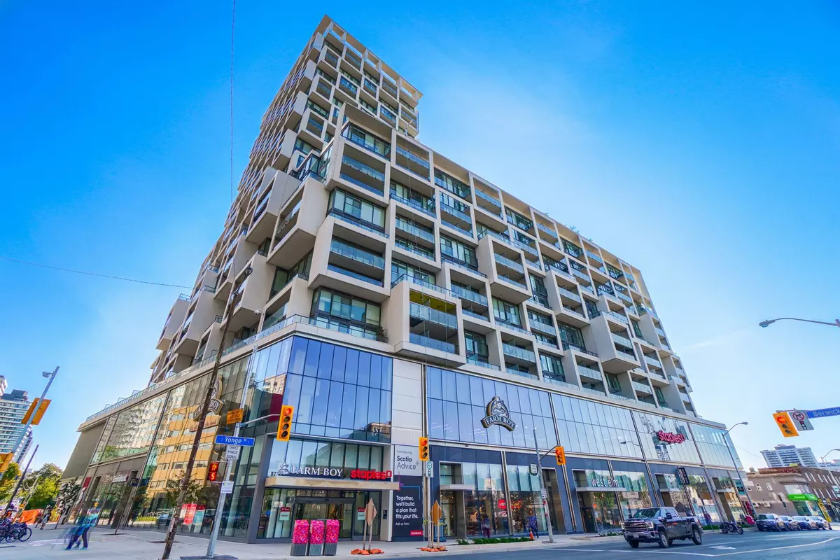 Toronto C10, ON M4S 0B2,8 Hillsdale AVE #1120