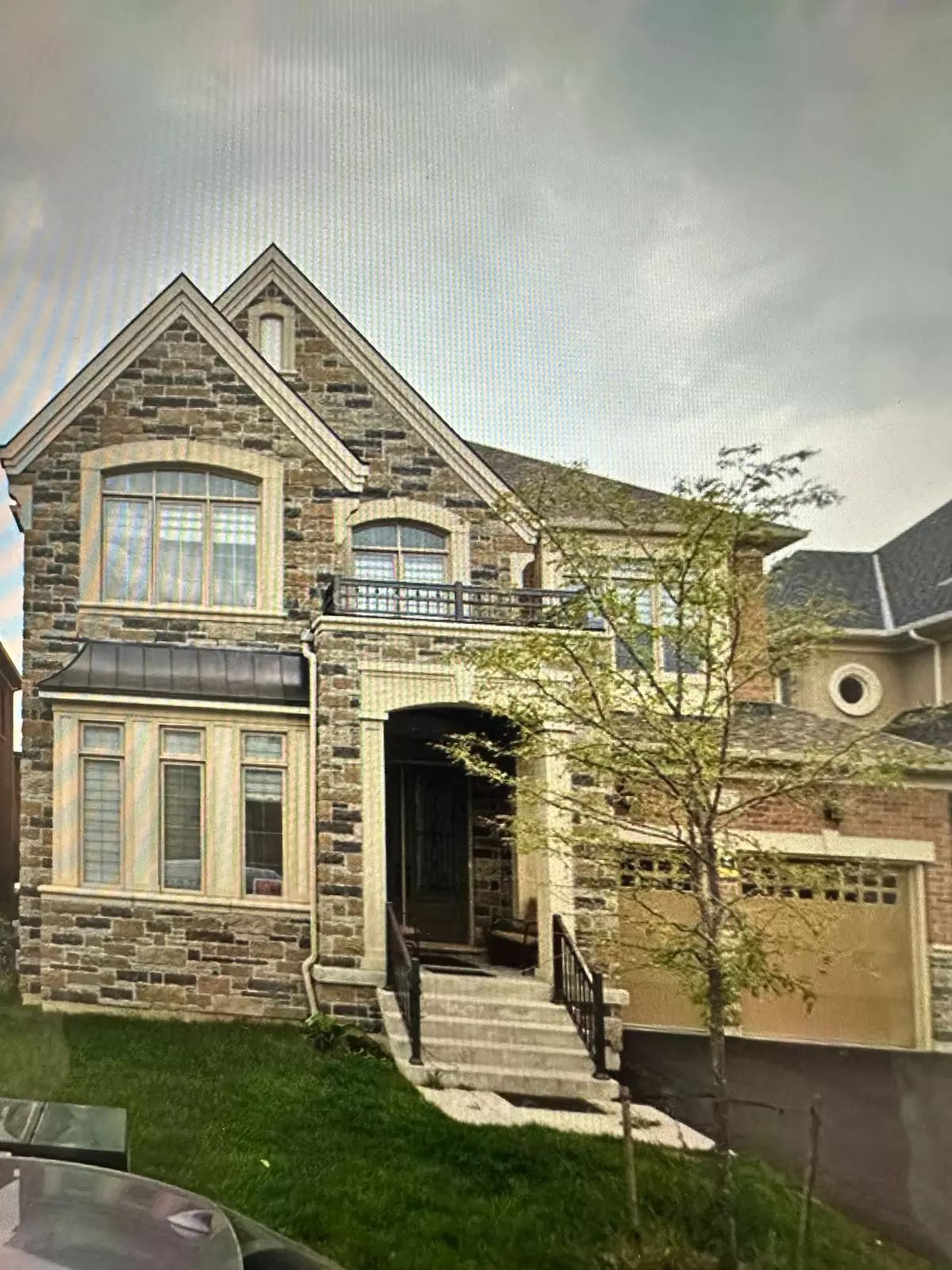 Brampton, ON L6P 4H2,12 Erintown CRES