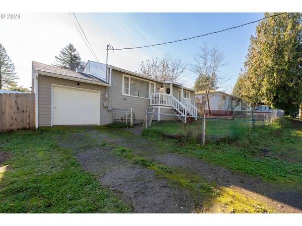 Myrtle Creek, OR 97457,712 NE LAURANCE ST