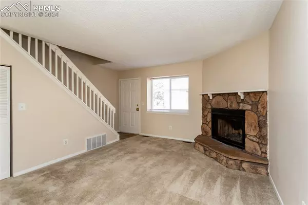 Colorado Springs, CO 80916,3077 Starlight CIR