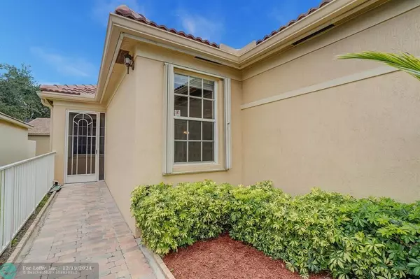 Delray Beach, FL 33446,15594 Canabria Ln