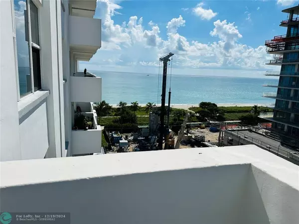 Surfside, FL 33154,9195 Collins Ave  #912