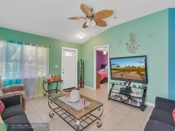 Fort Pierce, FL 34951,7402 Coquina Ave