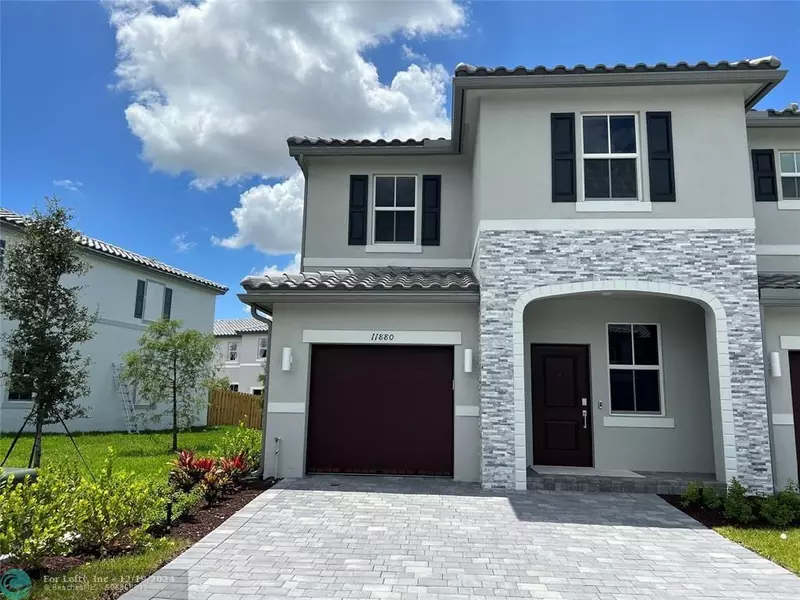 11880 NW 47th Manor, Coral Springs, FL 33076