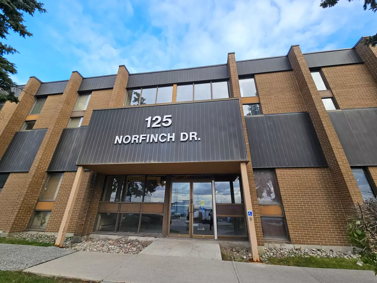 Toronto W05, ON M3N 1W8,125 Norfinch DR #110