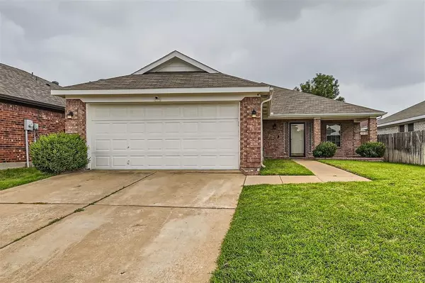 7312 Grass Valley Trail, Fort Worth, TX 76123