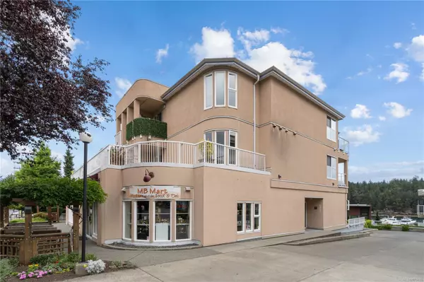 572 Stewart Ave #301, Nanaimo, BC V9S 5T5