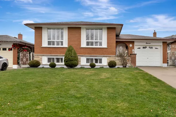 11 Marcella CRES, Hamilton, ON L8K 6E9